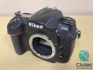 Cámara digital Nikon D300 DSLR 12 megapíxeles - solo cuerpo - obturador 4527 - Imagen 1 de 7