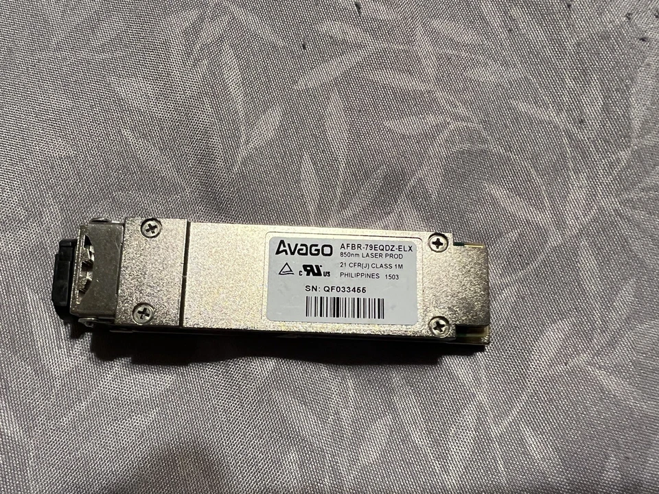 AFBR-79EQDZ-ELX AVAGO 40GBPS 4-CHANNEL PARALLEL 850NM 100M MMF QSFP+ TRANSCEIVER - Image 1 of 1