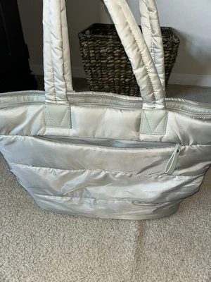 Bolsa tote Isaac Mizrahi Puffer - Imagem 1 de 4