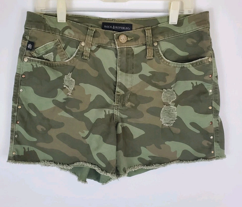Rock & Republic Hula Camo Army Fatigue Style Shorts Size 12 - Image 1 of 4