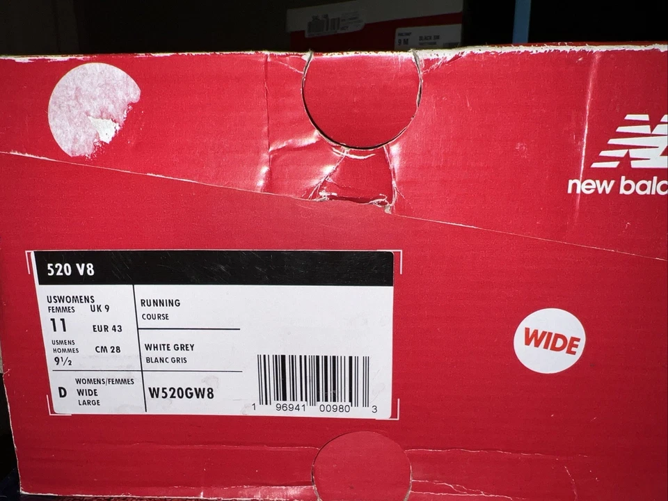 Zapatos para correr New Balance 520 V8 para mujer blancos anchos talla 11 Foto 1 de 4