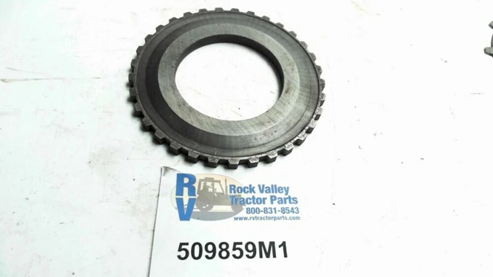 Plate clutch Retainer 509859M1 - Image 1 of 1