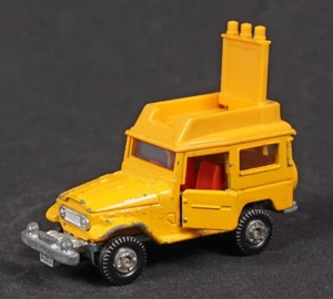 Tomica NO.2 Toyota Land Cruiser Made in Japan Yellow Caution Emergency Vehicle - Picture 1 of 7