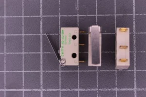 5 STK.Microschalter Nr29 Burgess mit Fahne V4T7-Y1 15V 0,1A Kontakte vergoldet - Bild 1 von 1