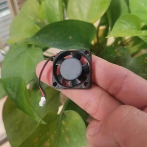 For SUNON GM0502PEV1-8 N.GN DC5V 0.11A 0.6W 2506mm Mute Fan Cooking Fan New - Afbeelding 1 van 4