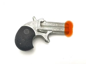 VINTAGE 1974 KILGORE DUDE DERRINGER DIECAST METAL CAP GUN TOY USED - Picture 1 of 2