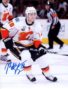 Matt Stajan Calgary Flames signed/signiert 8x10 Foto 153074 - Bild 1 von 2