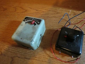 TRIX 2 GERMAN TRIX ELECTRICAL PARTS - Picture 1 of 8