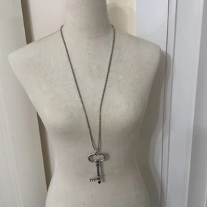 NWT Chico's Silver Tone Large Skeleton Key Rhinestones Pendant Long Necklace 36" - Picture 1 of 12