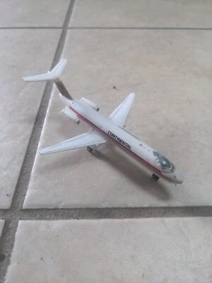 Ertl Continental Passenger Plane Airliner Airplane Jet Tran DC-9 Plane Flight  - Image 1 of 4