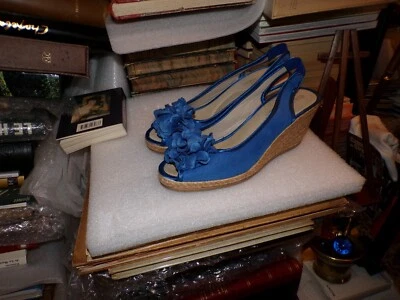 Très élégantes espadrilles compensées tressées 2e paire - Photo 1/4