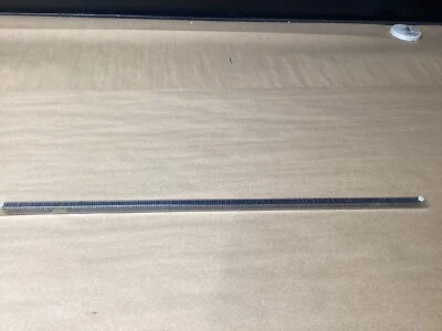 CANTIDAD DE 200 tubos de inmersión de 2 pines de cerámica multicapa Capacito A5E104M #109E81PR6*CO Foto 1 de 3