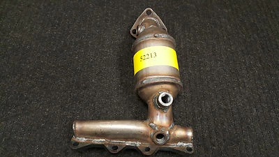 1995-2002 MAZDA MILLENIA  2.3L ENG REAR EXHAUST MANIFOLD CATALYTIC CONVERTER - Image 1 of 3
