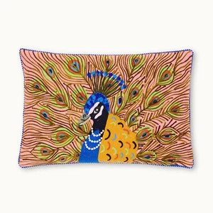NEU handbesticktes Dekokissen bunt mit Pfau - Bild 1 von 1