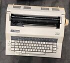 Machine à écrire électrique Smith Corona XE 5100 spell-right 1 dictionnaire