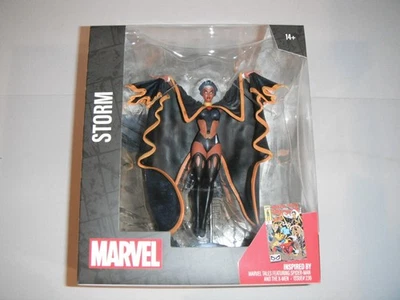 Figura posada McFarlane Toys Marvel X-Men Storm escala 1:10 con escena Foto 1 de 4