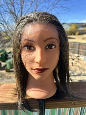 Коричневый прямой парик с подсветкой - Изображение 1 из 4