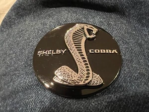 2005 - 2014 FORD MUSTANG SHELBY COBRA STEERING WHEEL CENTER EMBLEM w RAISED SNAK - Picture 1 of 2