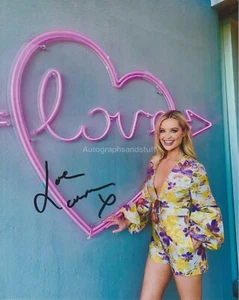 Laura Whitmore HAND SIGNED 8x10 Photo Autograph, Love Island Presenter - Picture 1 of 2