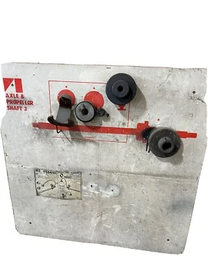 Eje y eje de transmisión para camioneta Jeep serie J herramientas OEM 62-73 Gladiator Wagon 3 de 3 Foto 1 de 4