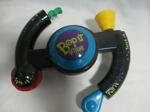 Juego de ritmo electrónico de fiesta portátil Bop It Extreme Hasbro 1998 funciona probado - Imagen 1 de 1