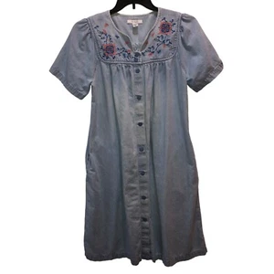 Go Softly Patio Women Small Blue Flowers Up Denim Chambray House Dress Robe - Picture 1 of 9