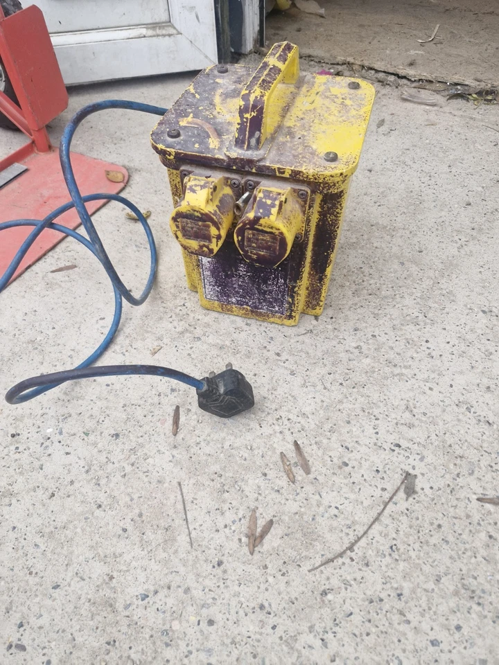 110V Transformer - Image 1 of 1