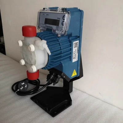 1pcs SEKO Electromagnetic Diaphragm Metering Pump TPG800NHP0800 - Image 1 of 2