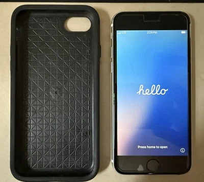 Apple iPhone SE (2020) - 64 GB - Negro (bloqueado a Verizon) con Otterbox Foto 1 de 3