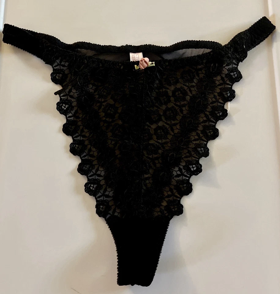 复古 Victoria's Secret Y2K 丁字裤内裤 L 高帮黑色蕾丝粉色玫瑰 — 第 1/4 张图片