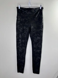 Spanx Leggings von Sara Blakely Größe XL schwarz Camouflage glänzend 28x26 - Bild 1 von 10