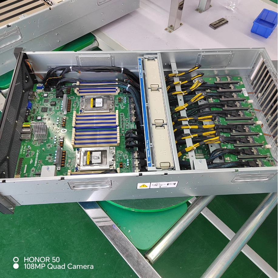 8GPU PCIe5.0 X16 bandwidth Server ASRock RACK GENOA2D24G-2L+2x AMD 9734 + 768GB - Image 1 of 4