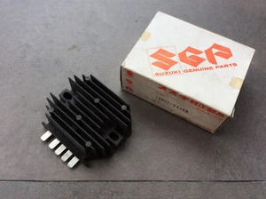 SUZUKI GS450 GR650 GS750 GS1150 RECTIFIER REGULATOR NOS 32800-04A00 - Picture 1 of 4