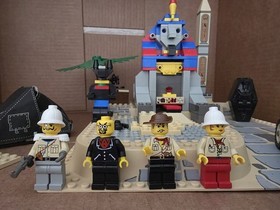 LEGO  SPHINX SECRET SURPRISE NEAR COMPLETE SET 5978