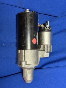 orig. Mercedes Anlasser A0061516201 für W204 W207 W209 W212 W216 W219 W221 - Picture 1 of 3