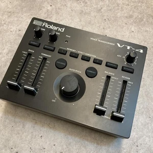 Roland VT-4 Voice Transformer Live Vocal Effects Processor Compact Unit Japan - Picture 1 of 24