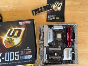 Gigabyte GA-Z270X-UD5 Dual LAN USB-C Intel Core i7 7700k G.Skill 32GB DDR4 Combo - Afbeelding 1 van 8
