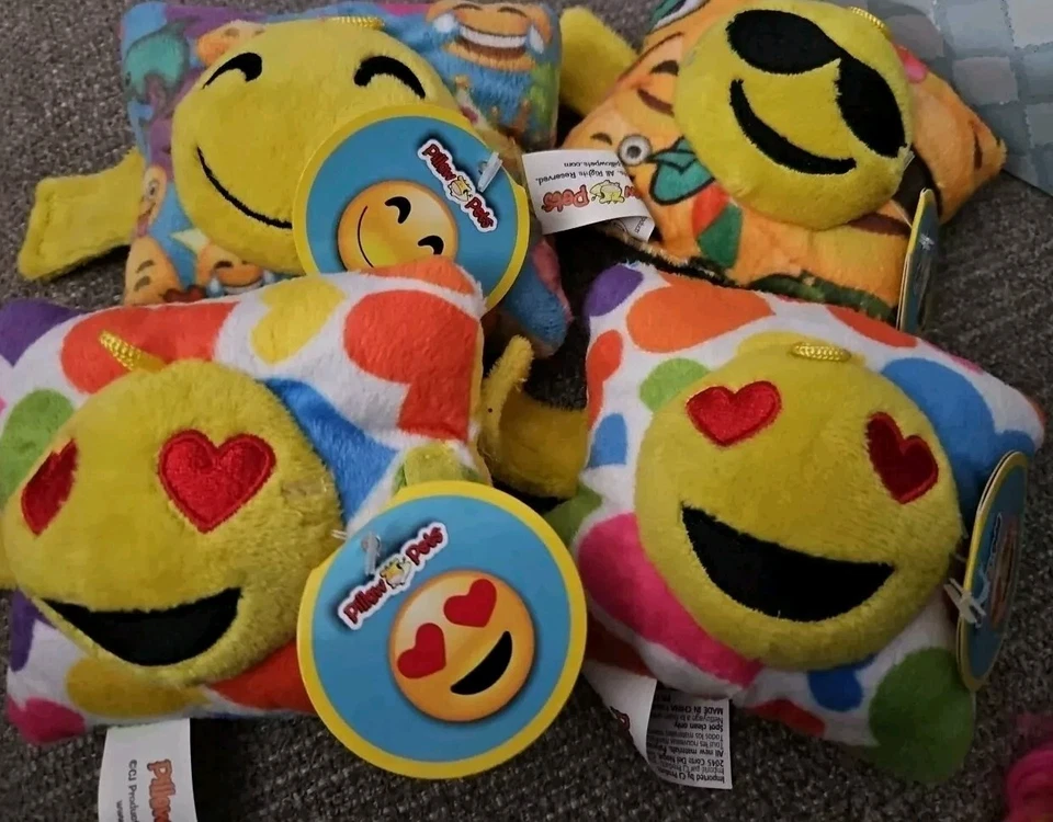 FOUR Smile Emoji PILLOW PETS MINI PILLOW PETS SUNGLASS FACE 4X4" New with Tags - Image 1 of 1