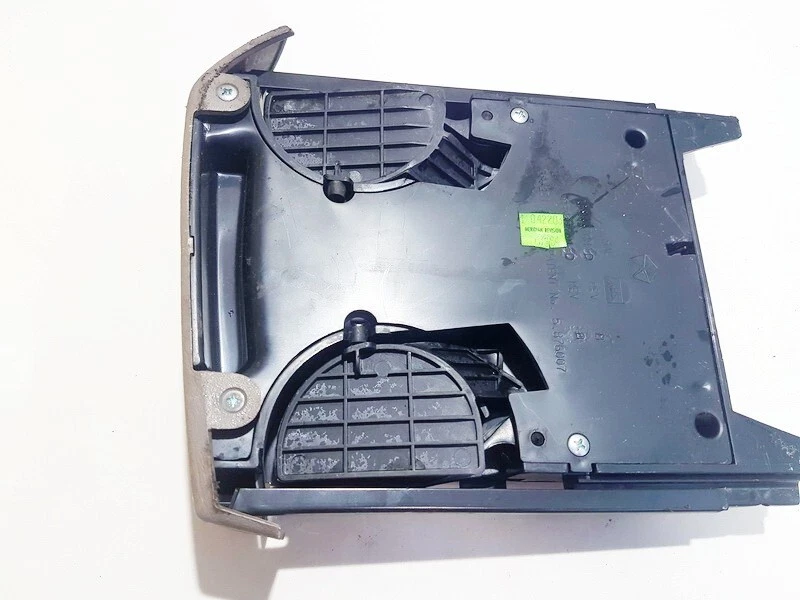 Chrysler Voyager 2003 Cup holder and Coin tray 0rr44trmad, 58622i #846172-49 - Image 1 of 4