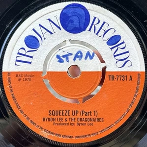 RARE Skinhead Reggae UK 45 BYRON LEE DRAGONAIRES Squeeze Up BLEECHERS TROJAN EX* - Picture 1 of 4