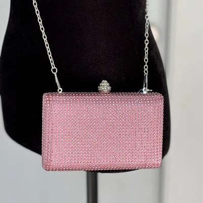 Nuevo con etiquetas Elegante Bolso sin asas Rosa Estrás Pequeño Vacaciones Noche Fiesta Formal Cartera De Colección Foto 1 de 4