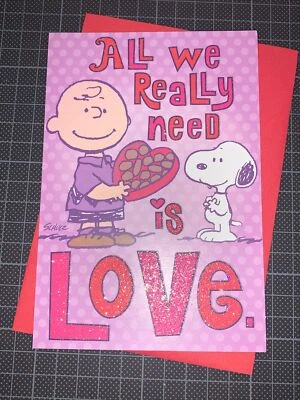1 tarjeta Hallmark San Valentín: Peanuts Snoopy All We Need is Love & Chocolate Foto 1 de 4
