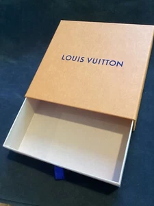 LOUIS VUITTON BOX LEER 6,75 X 6,75 X 1,75 ZOLL - Bild 1 von 2