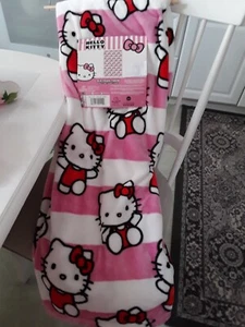 PINK SPRING 50IN. X 70IN. SUPER SOFT HELLO KITTY PINK PLUSH THROW - Picture 1 of 6