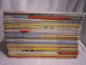 Lot 22 Sesame Street Book Club Hardcover Books 1980 Copyright Children Reading - Picture 1 of 12