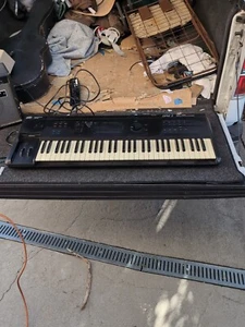 Peavey Centro de Composición Dp M3 Digital Modulación de Fase Sintetizador Para Piezas - Imagen 1 de 24