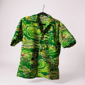 Vintage Made In Hawaii Green Novelty Print Short Sleeve Aloha Shirt - Picture 1 of 10
