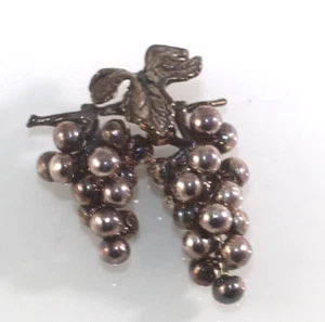 Bunch of Grapes Vintage 3D Sterling Silver Charm Pendant - Picture 1 of 6