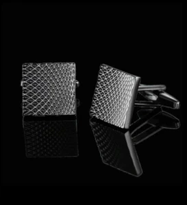 Pistola de diseño cuadrado eslabones de metal regalo boda ropa formal traje camisa negocios  - Imagen 1 de 1