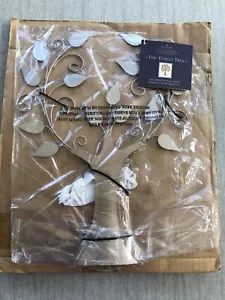 Hallmark 2005 The Family Tree Ornament Display Stand w/ Tag - Picture 1 of 15